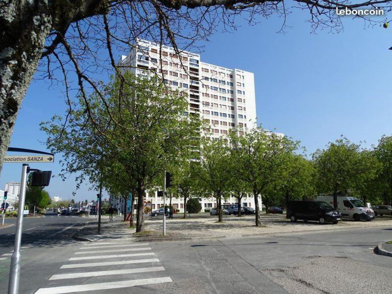 Poitiers Appartement T2 A 15 Mn Du Futuroscope Экстерьер фото